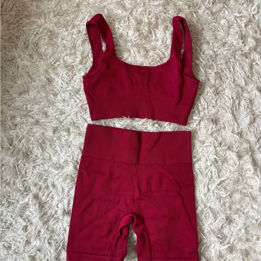 Ribbed workout set - Picture 2 of 4